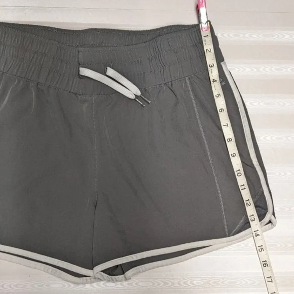 Reebok Athletic Shorts Women XXL Elastic Waist Zip Pocket Running Gray XX-Large